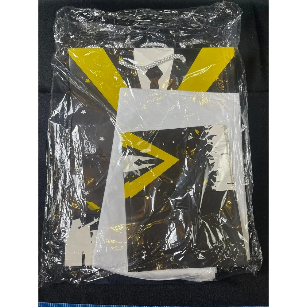 Set of 5 Graduation Gift Bags w/ Cards & Tissue Paper Black Yellow Tuxedo Design